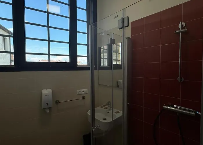 Di